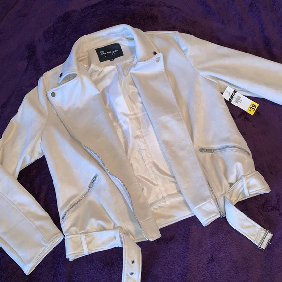 Lily Morgan Jackets & Blazers - NWT Faux suede jacket